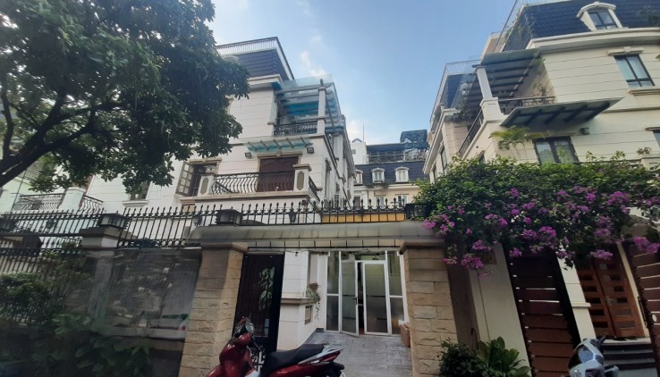 CHO THUÊ CẢ TÒA BT TÂY NAM BÁN ĐẢO LINH ĐÀM, 4 TẦNG, 180M2, 7 P, 7 WC, GIÁ 35 TR/THÁNG